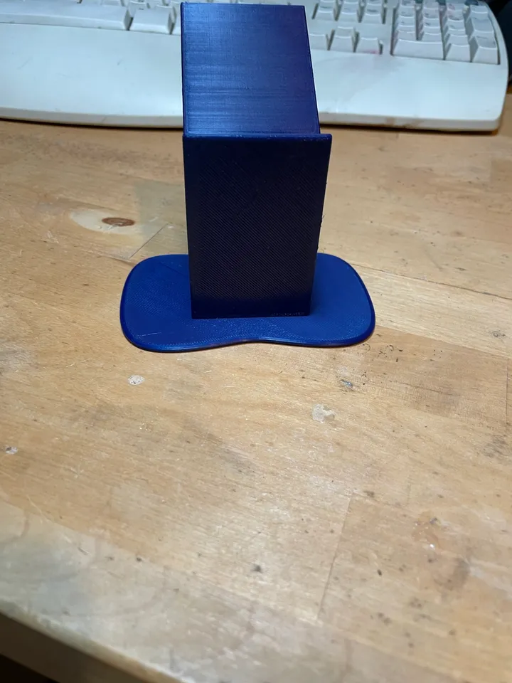 Controller stand by bossed.nl | Download free STL model | Printables.com