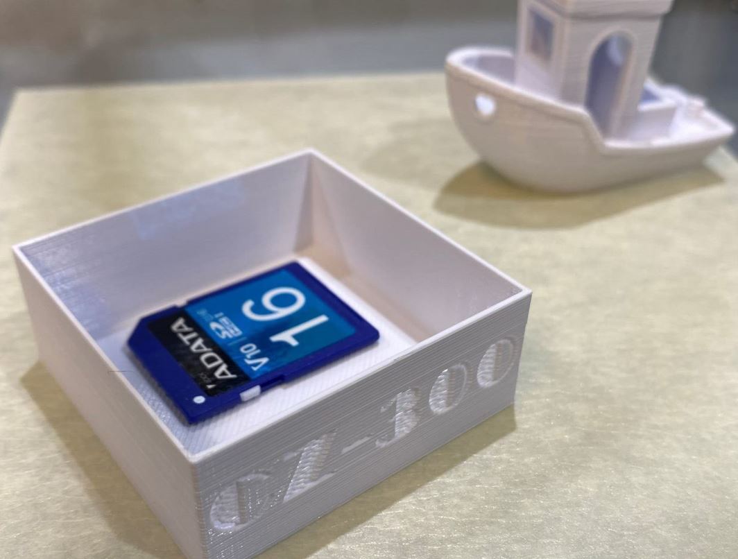 Crazy3DPrint CZ-300 Small Box with brand watermark