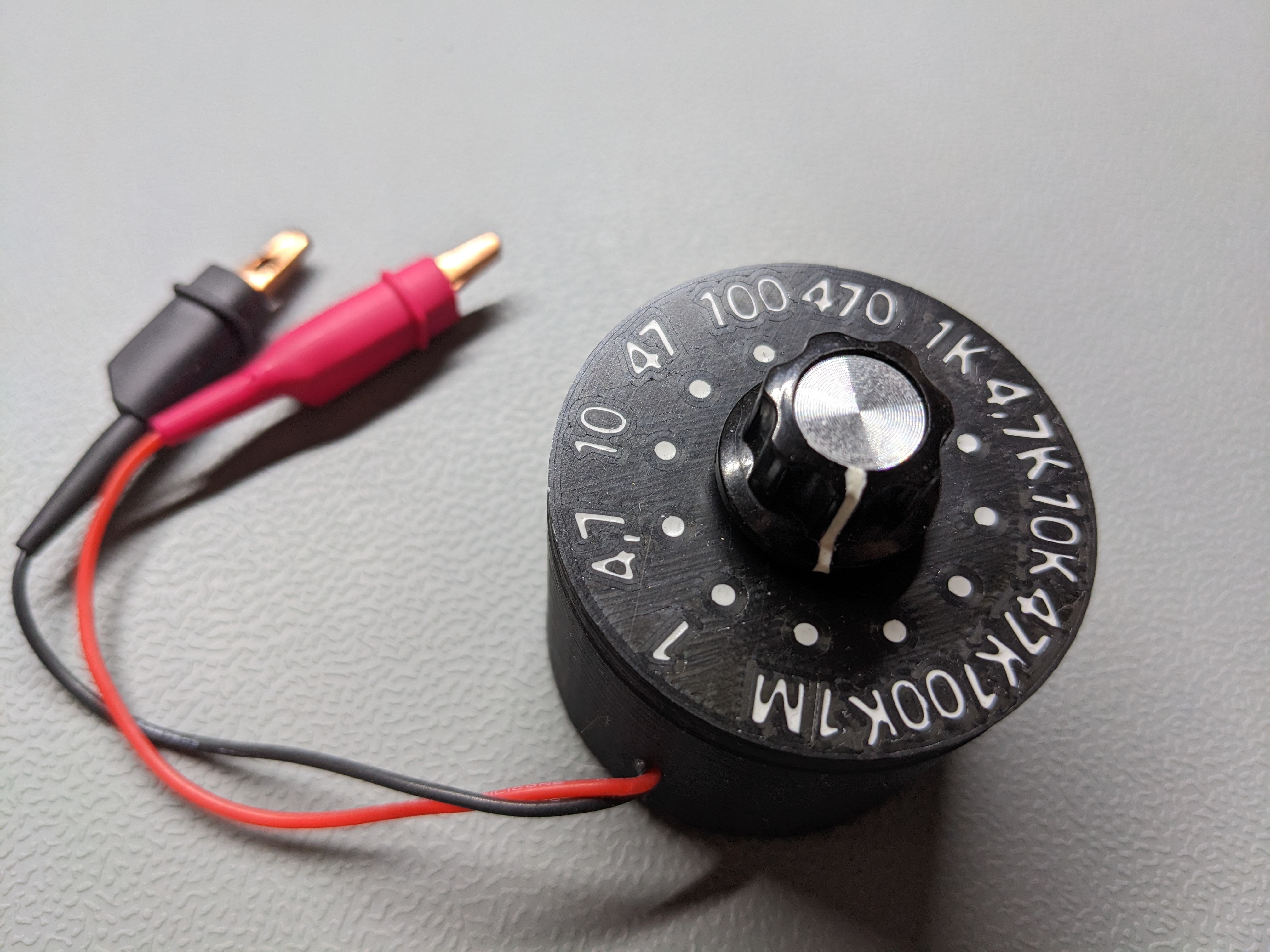 Tiny resistor box