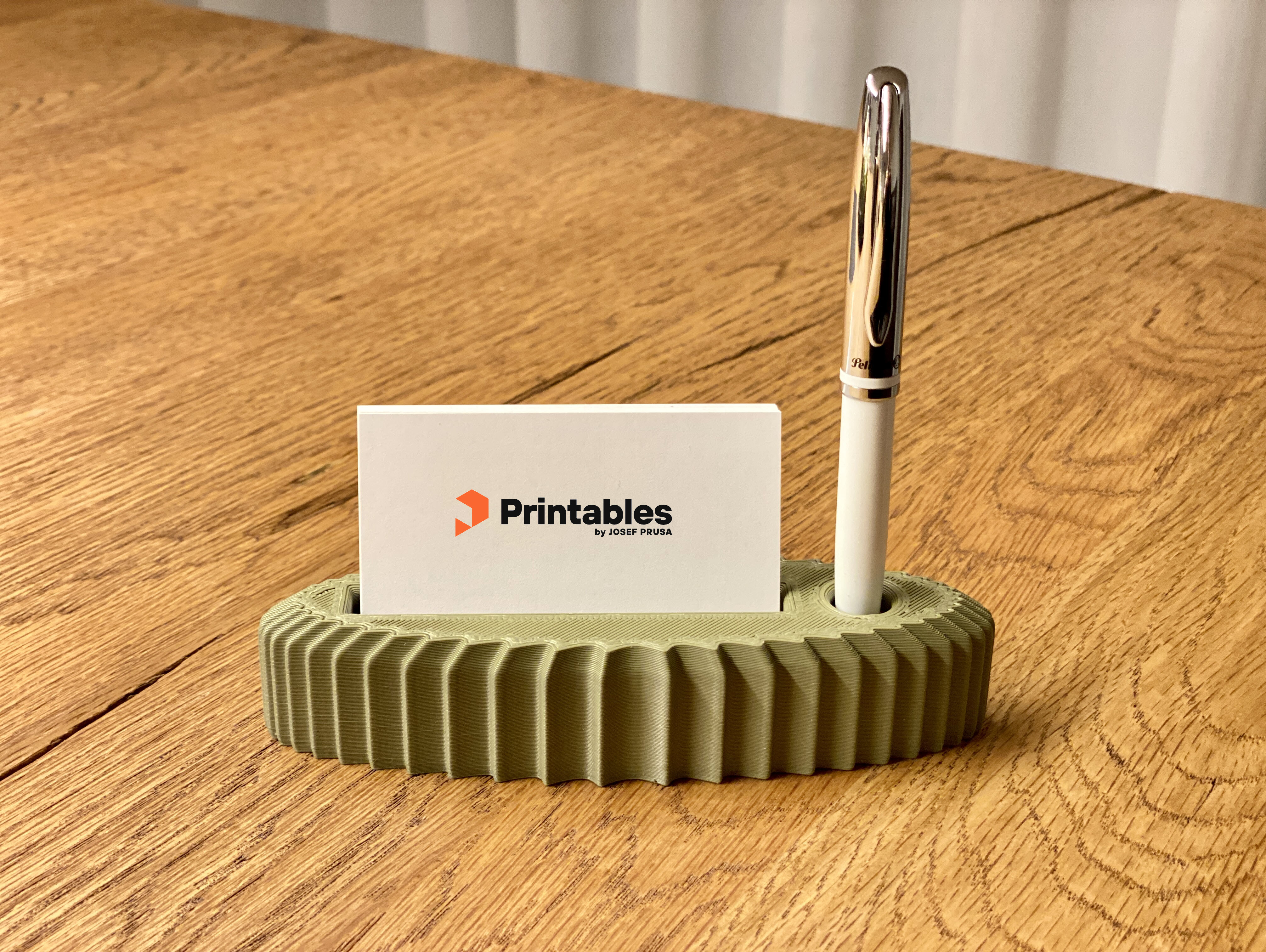 Business-Card and Pen Holder