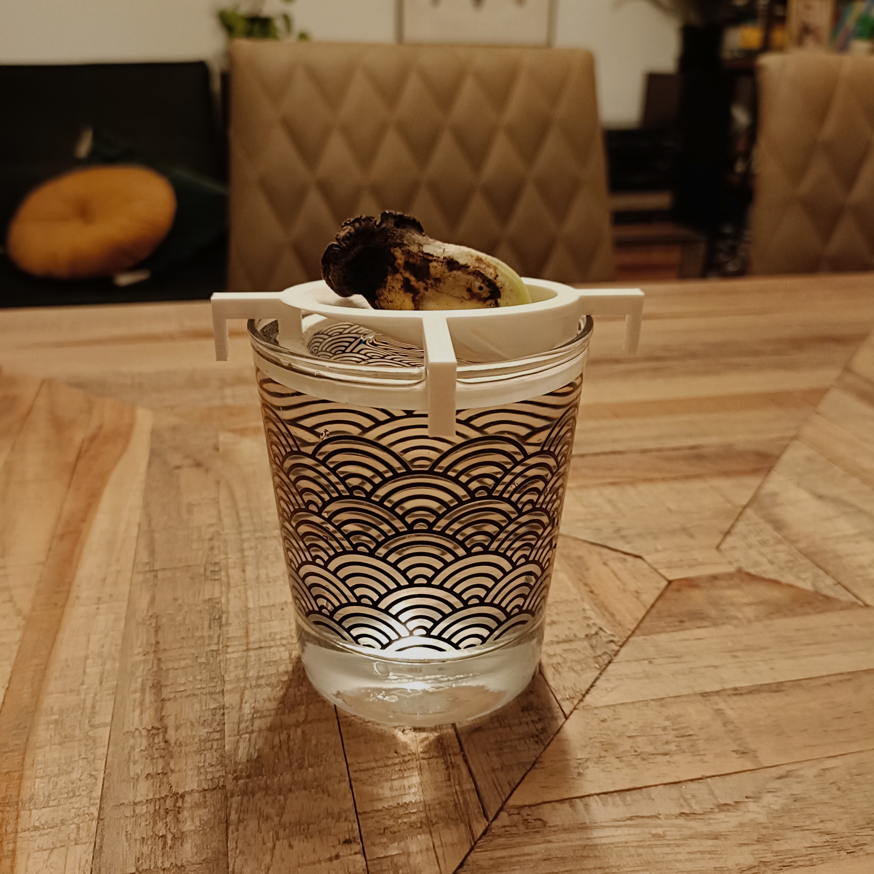 Mango seed holder — miniatura 2