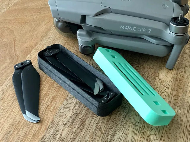 DJI Mavic Air 2 propeller case