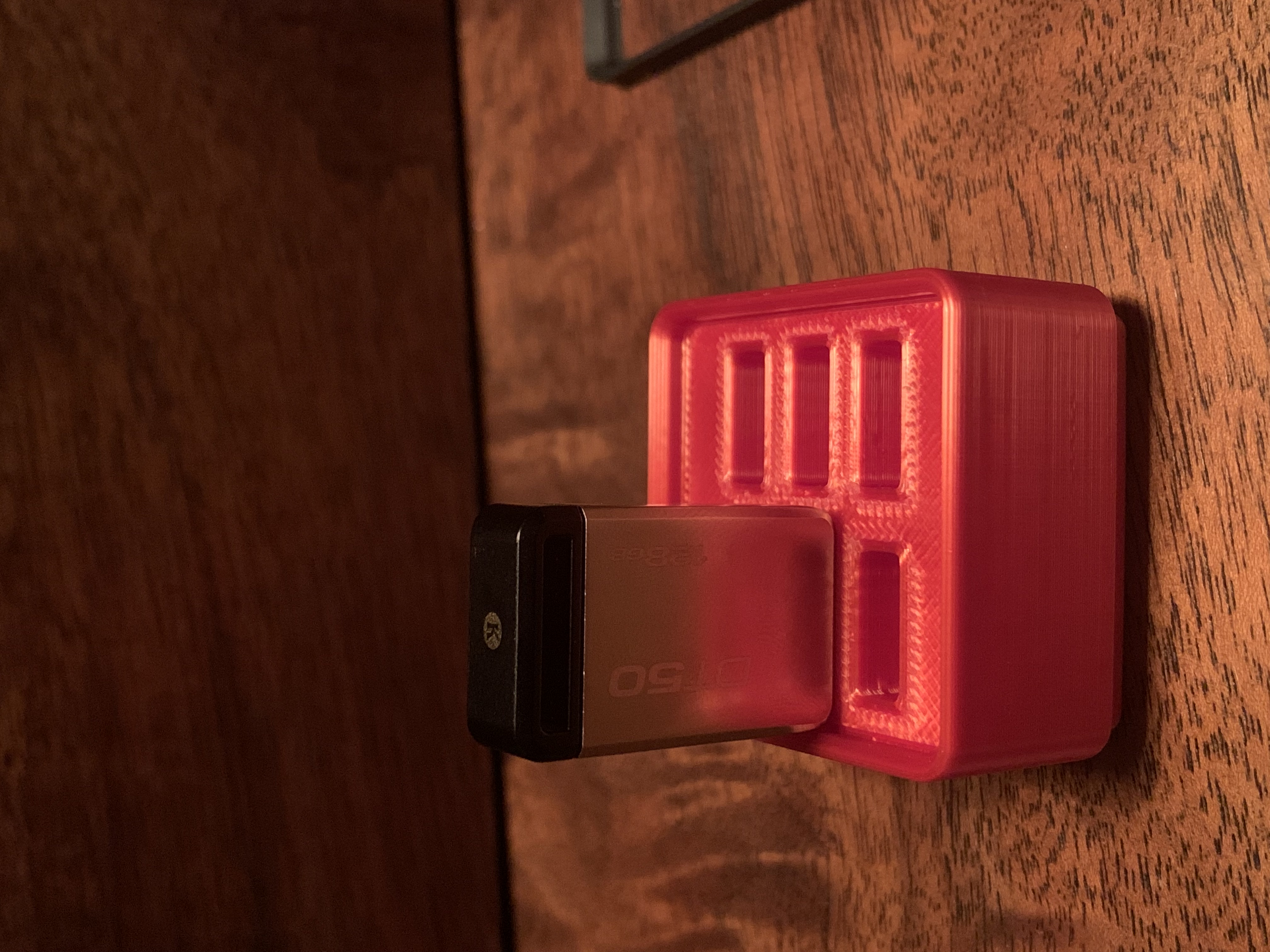 Miniatura 2 do modelo 3D Gridfinity Usb drive holder