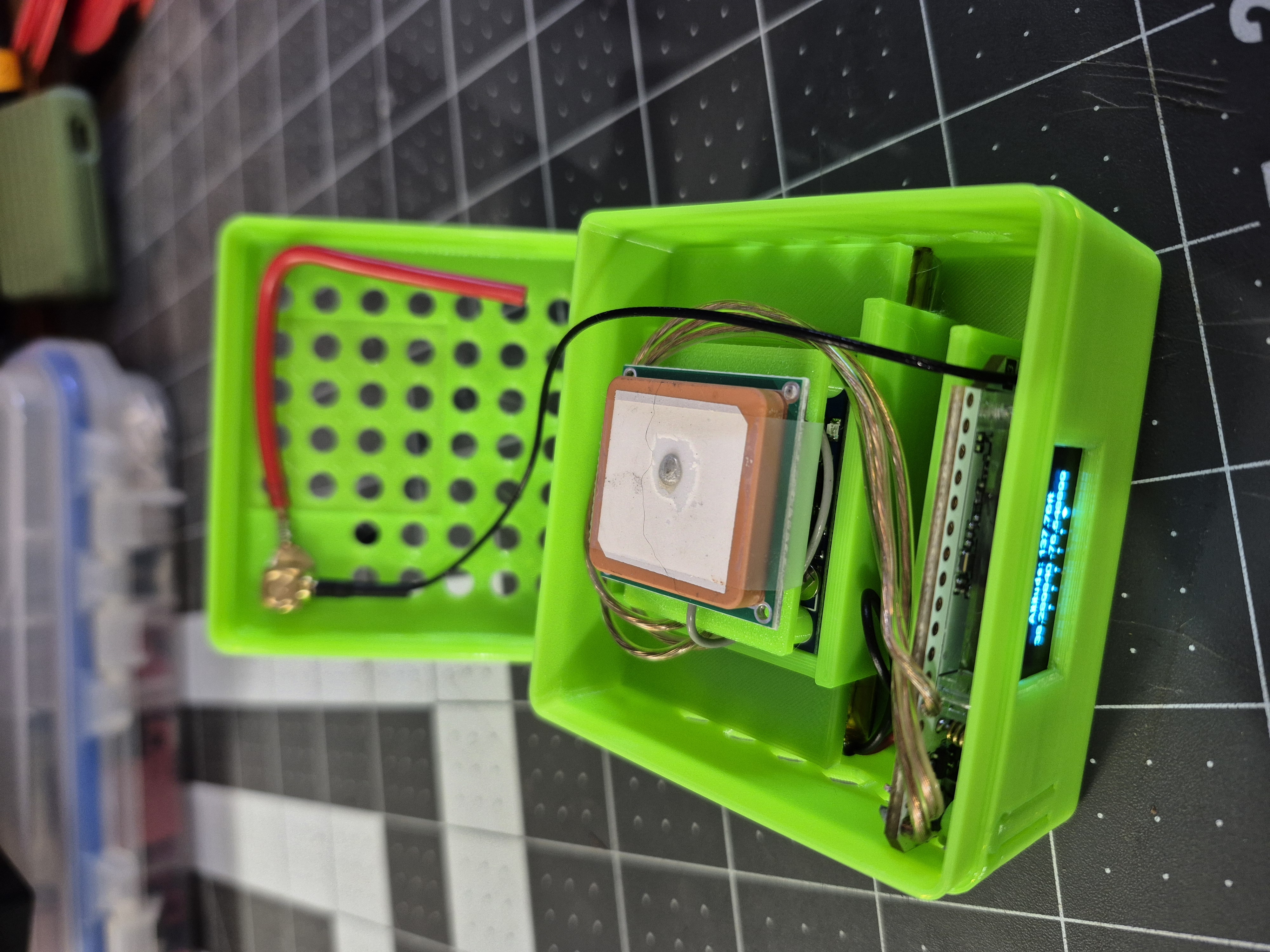 Heltec V3, 3000AH, GPS, Meshtastic Case