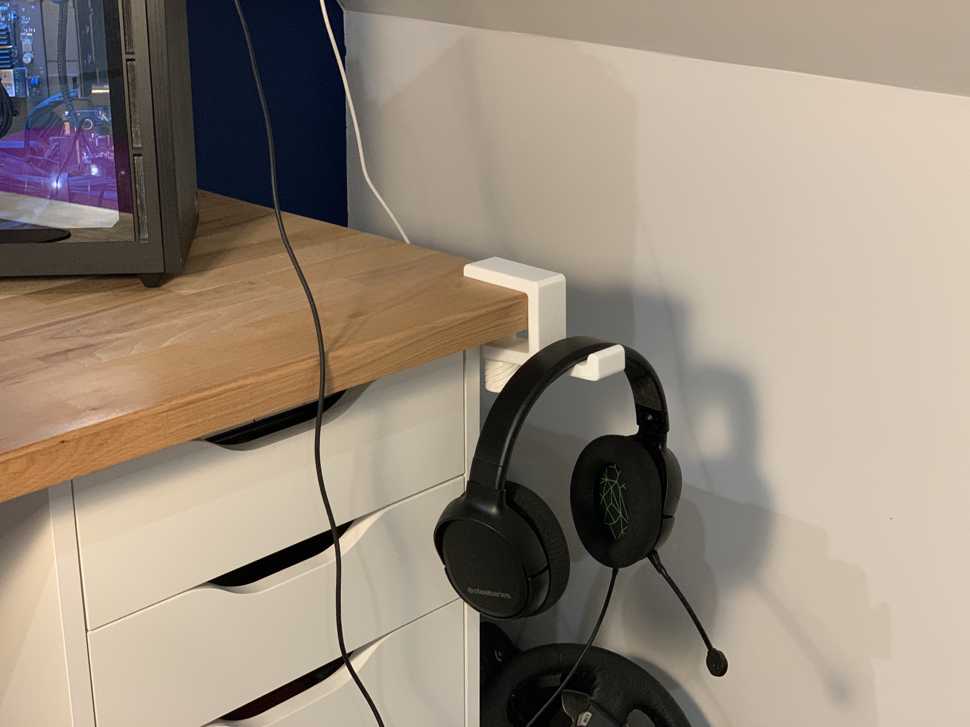 Miniatura 2 do modelo 3D Headset Hanger V1.5