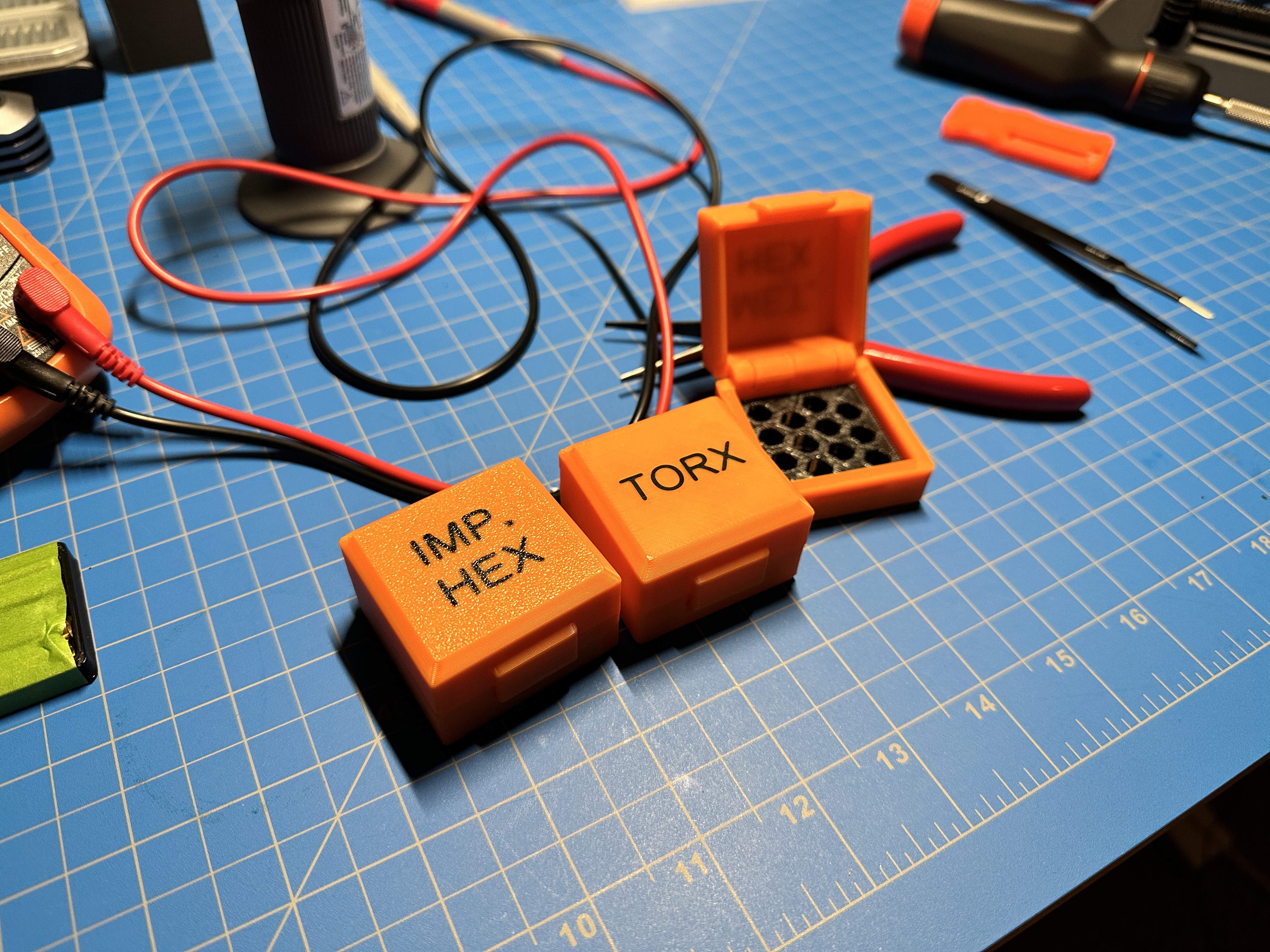 LTT Screwdriver Bit Holder (MMU Lid) 3D model thumbnail