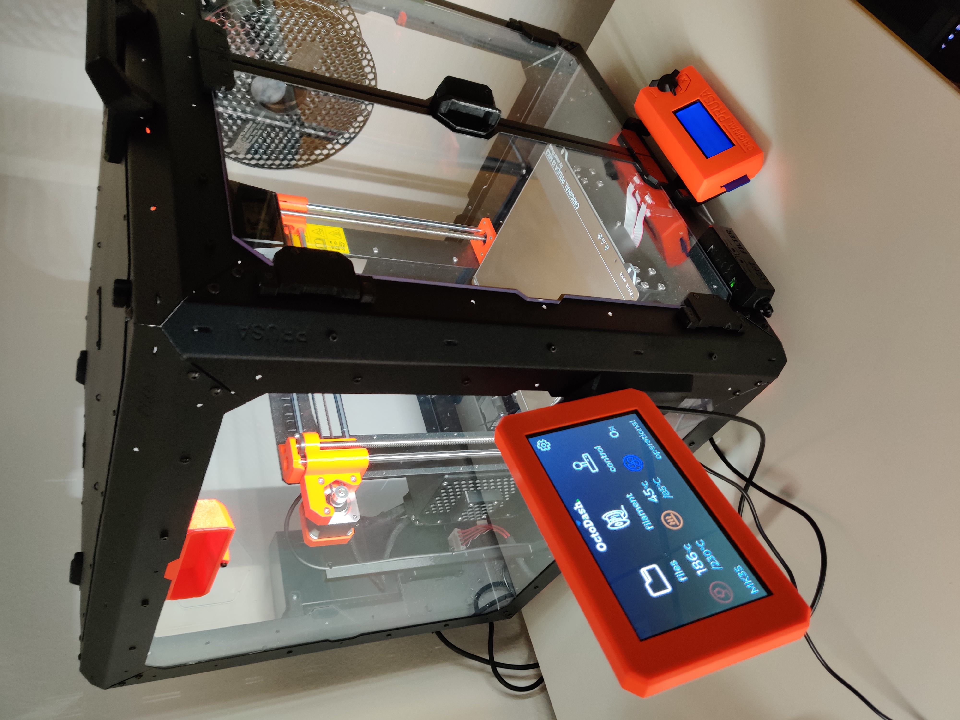 Original Prusa Enlosure (OPE) - Raspberry Pi Mount with 7" Display