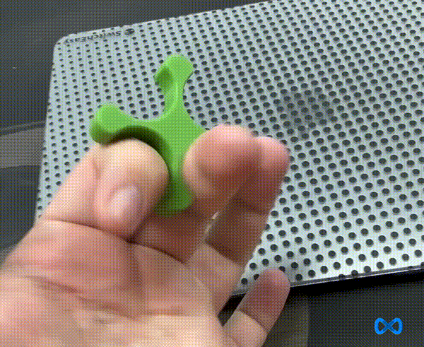 FINGER FIDGET FLIPPER