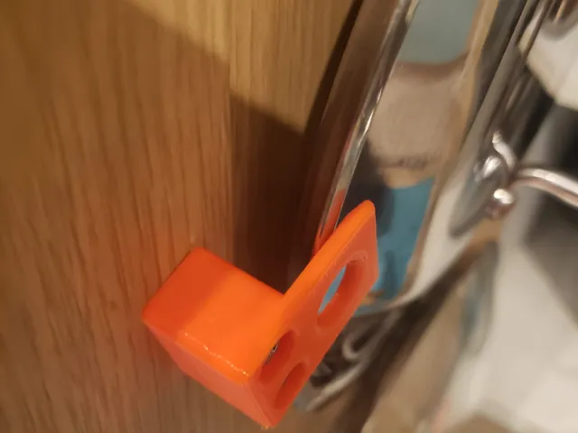 Lid Holder