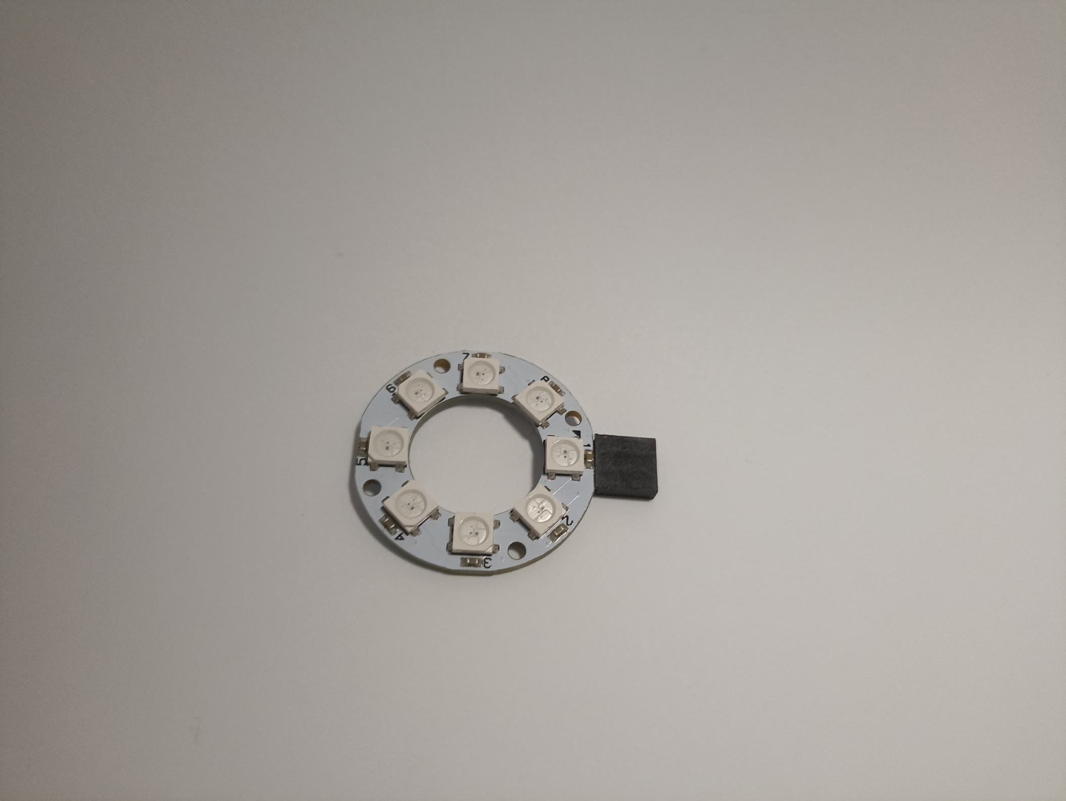 Miniatura 5 do modelo 3D 8 LED ring diffuser