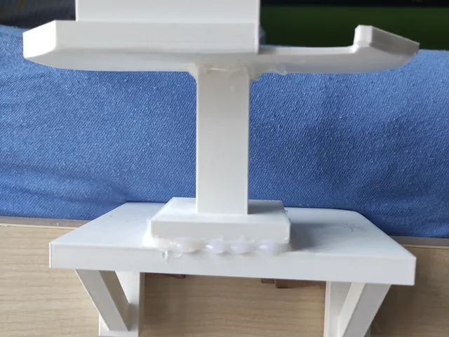 Bed mouted table (+holder For Nest Hub 2)