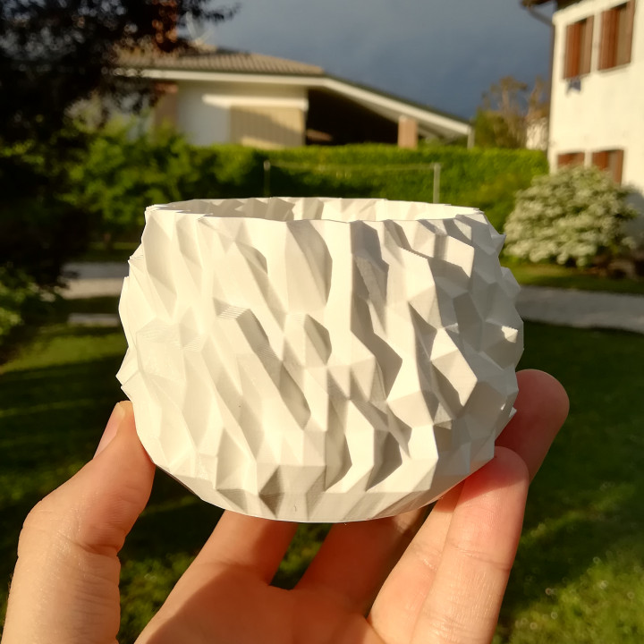 points vase