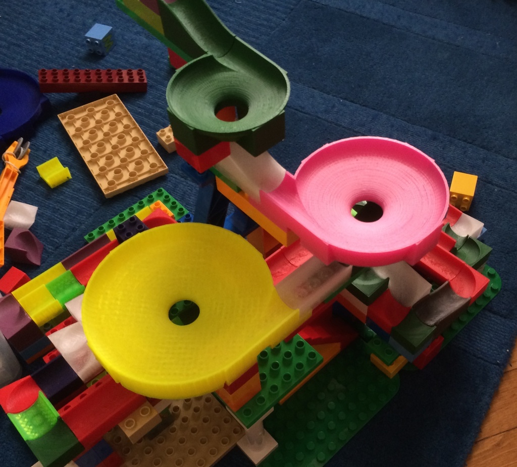 Duplo/Hubelino compatible marble run cones by Thomas Rauscher