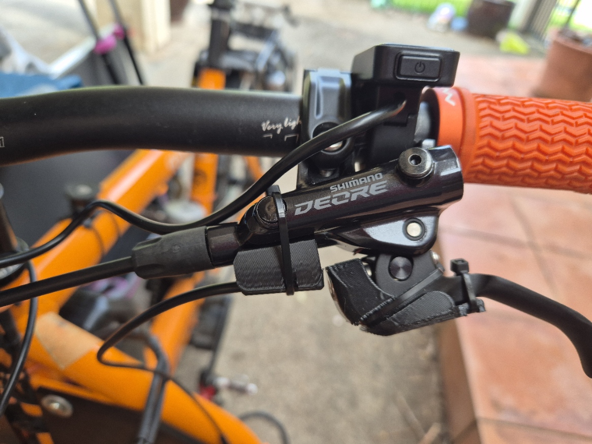 Brake cut off sensor mount for Shimano M6120