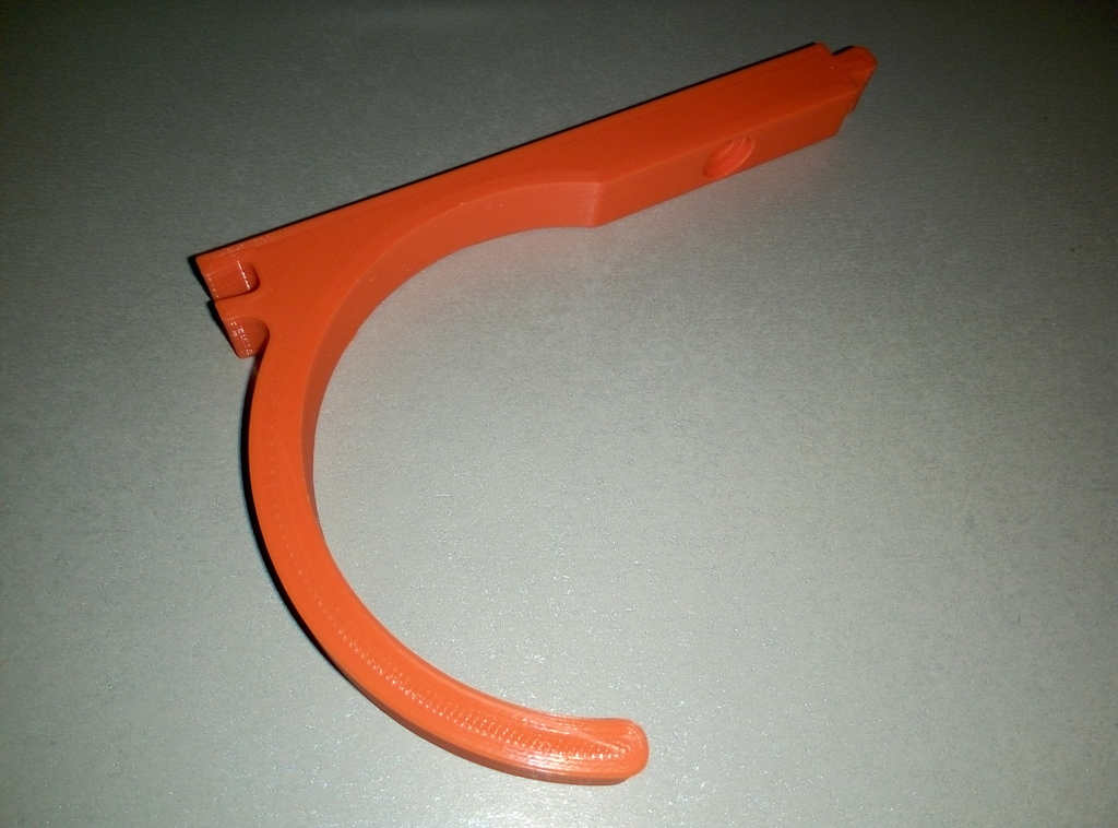 Spraycan holder v2 by dantech Download free STL model