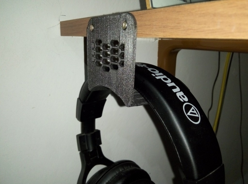 Headphones Holder by dantech Download free STL model