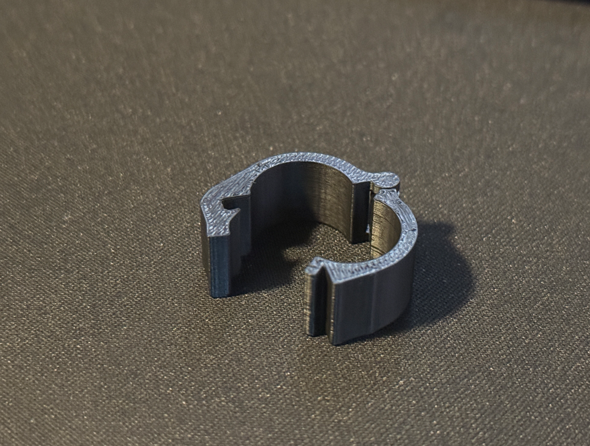 13mm hinged hose clamp - ANTI KINK