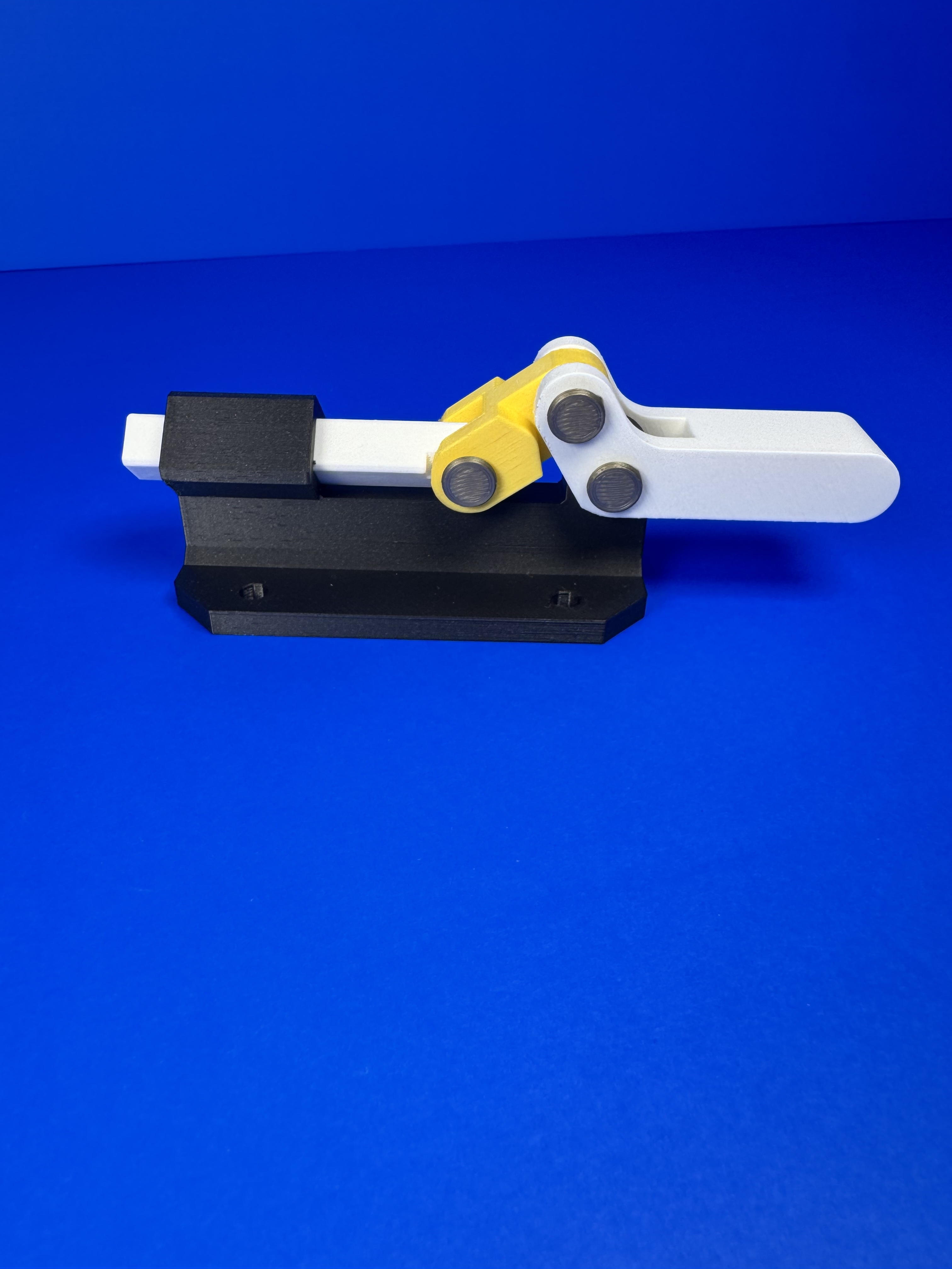 3D Printed Toggle Clamp