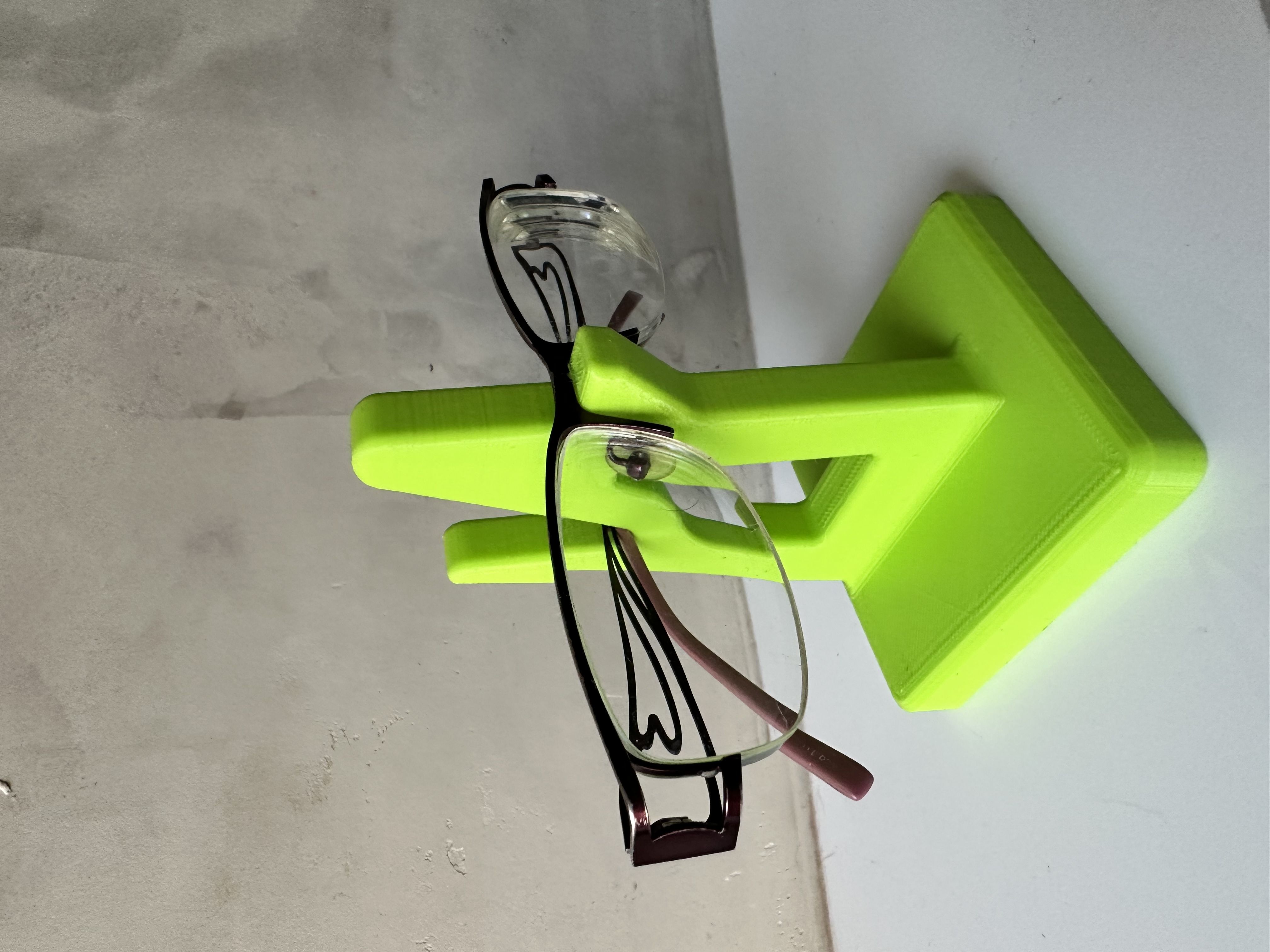 Glasses holder