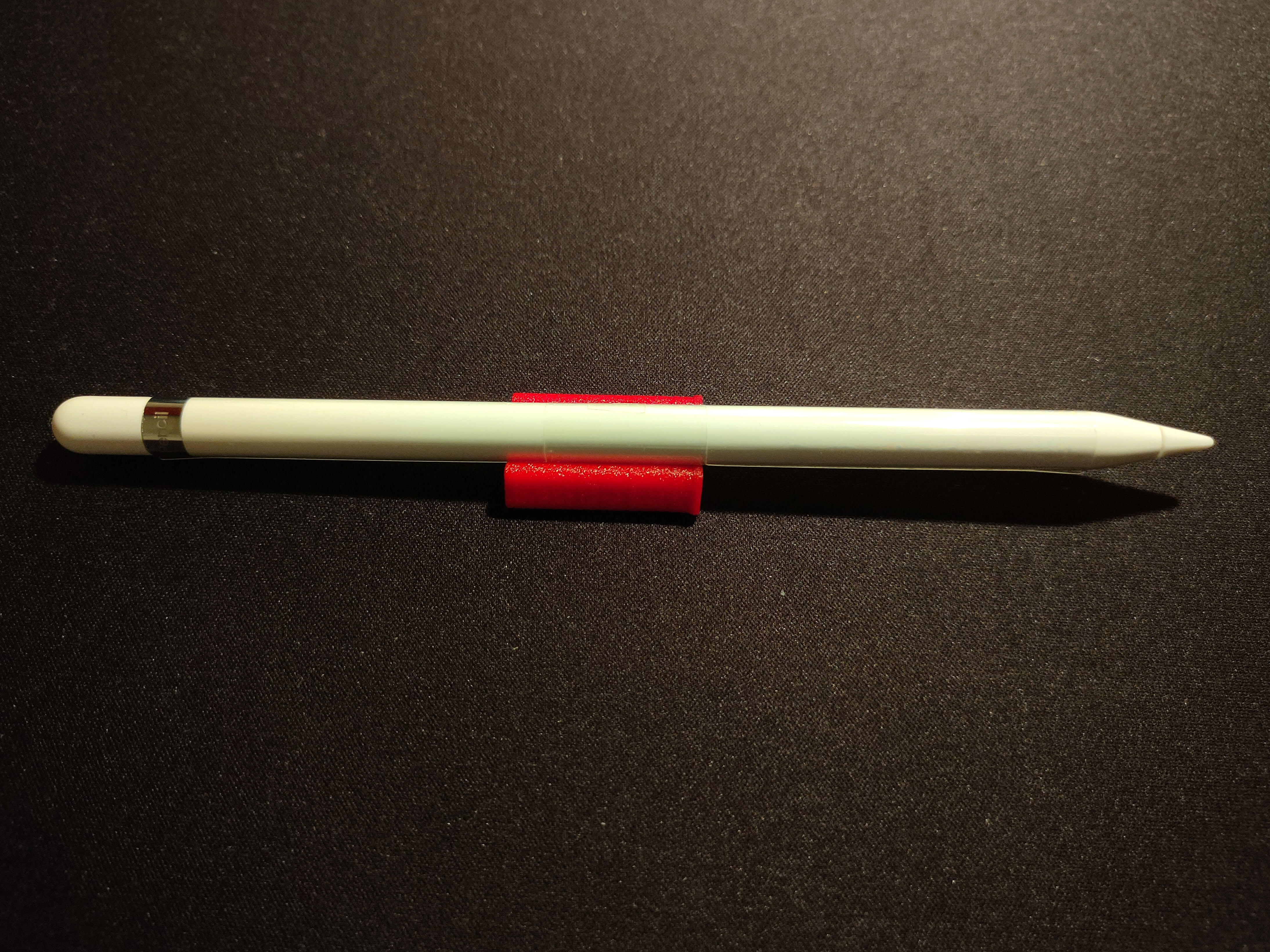Anti-roll support for apple pen