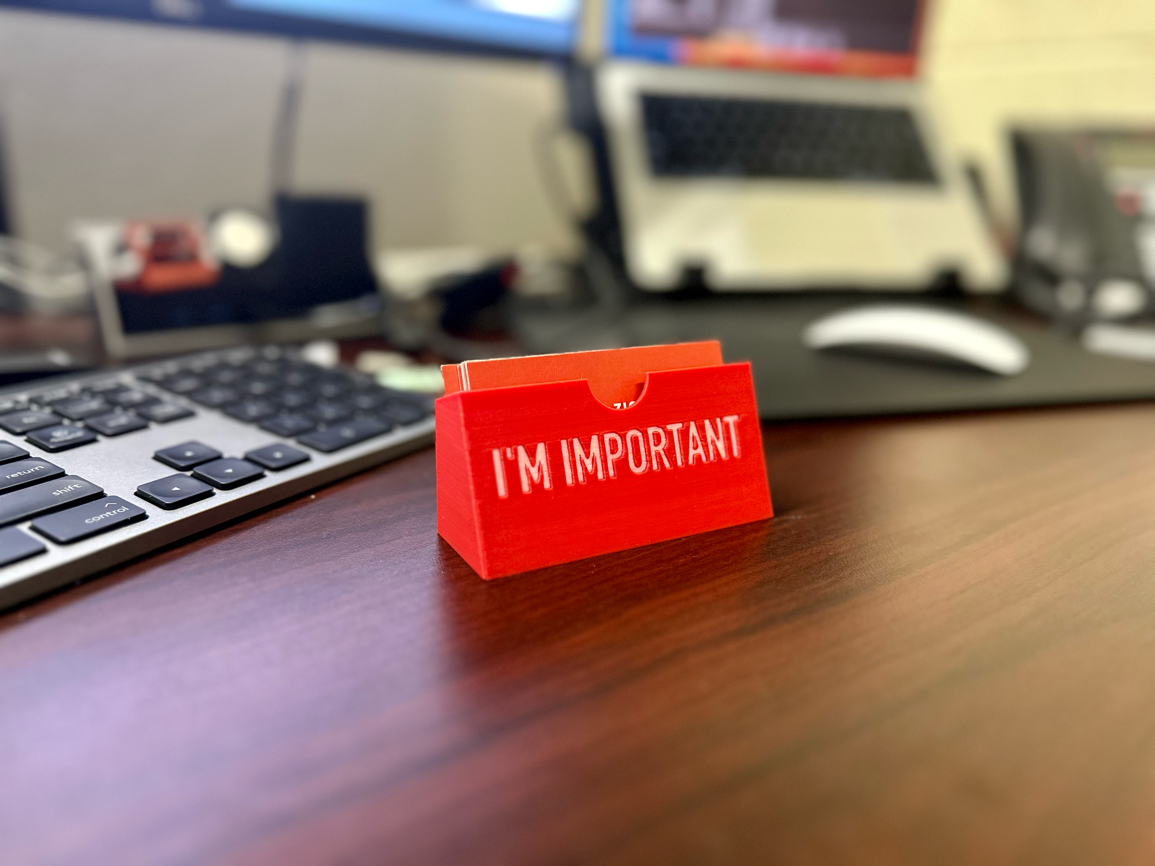 I'm Important Business Card Holder