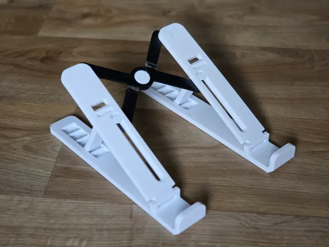 Foldable laptop stand remixed