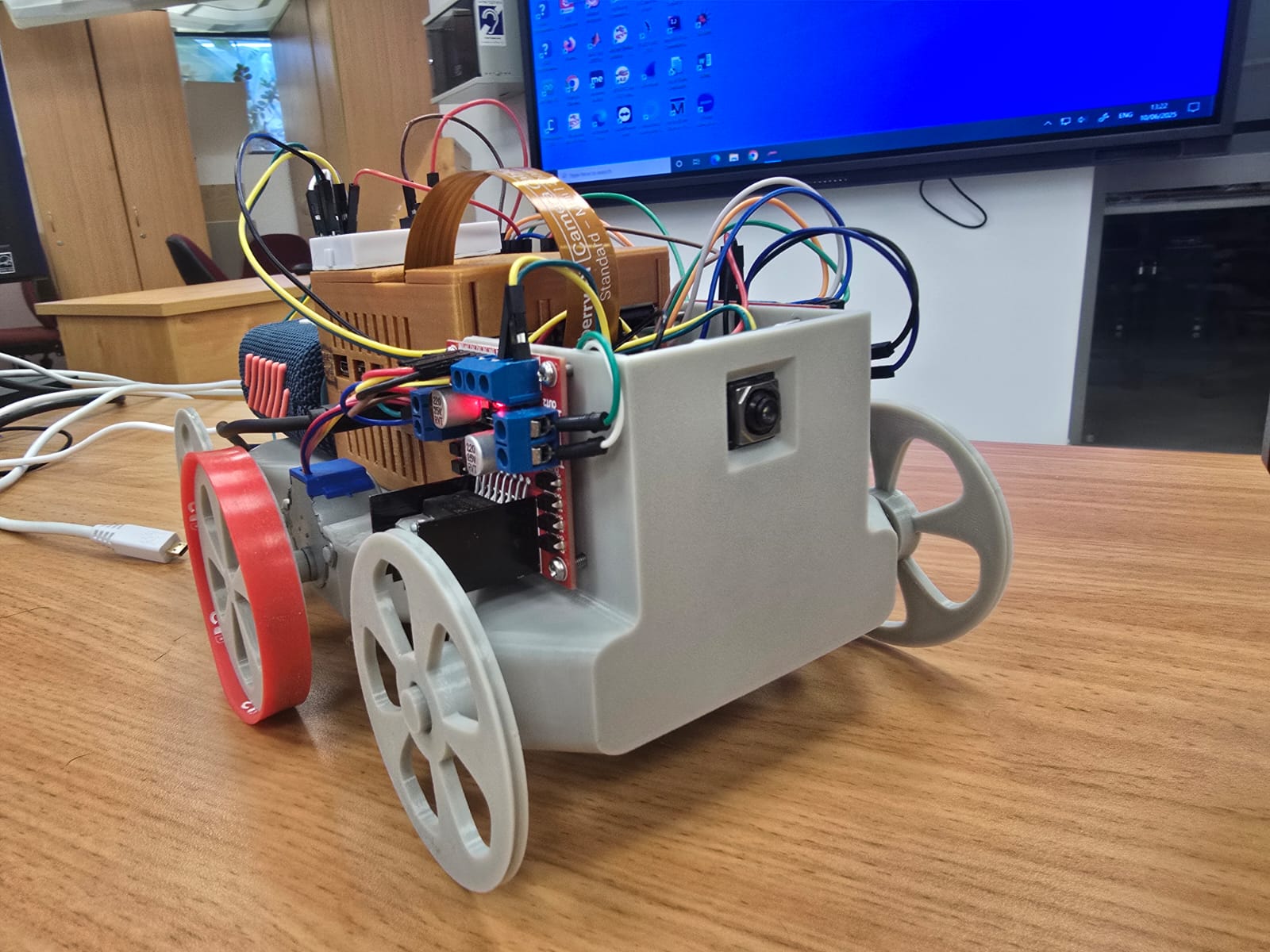 Robotics Platform for Raspberry Pi 5 with 28 BYJ-48  Motors & L298N DC Motor Controllers & Pi Camera Module 3 — miniatura 3
