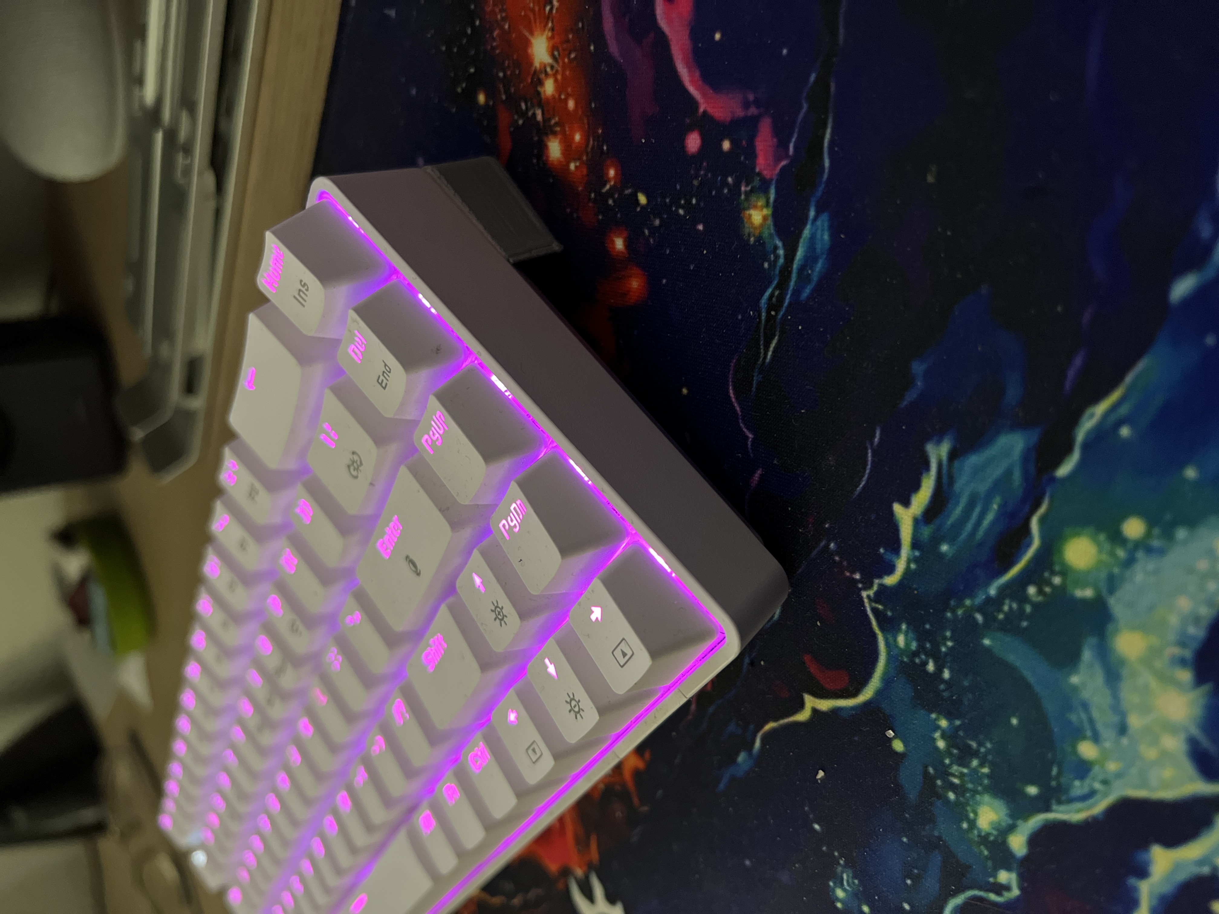 Keyboard Riser (model: AJAZZ K685T)
