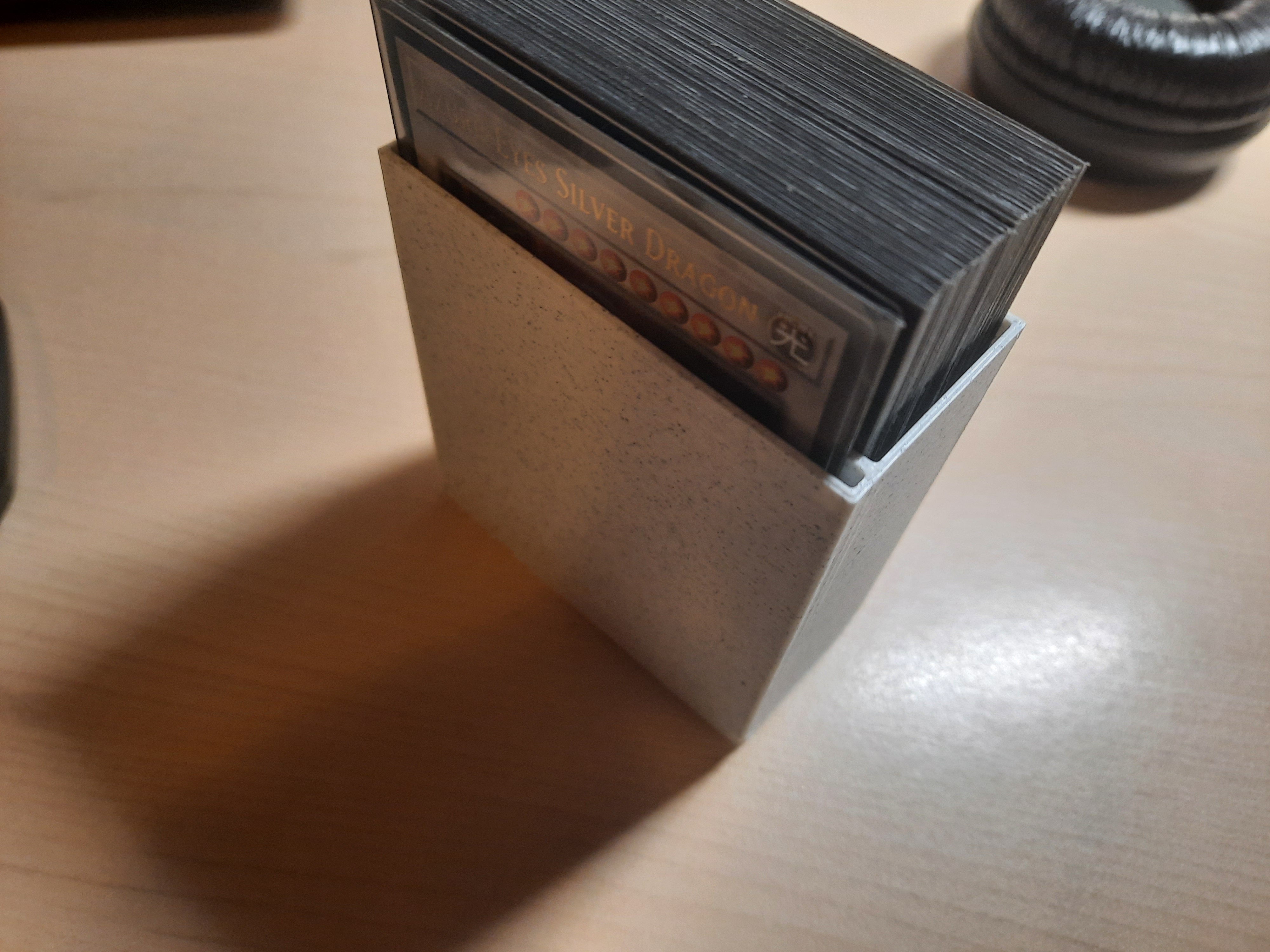 Miniatura 3 do modelo 3D Yu gi oh deck box