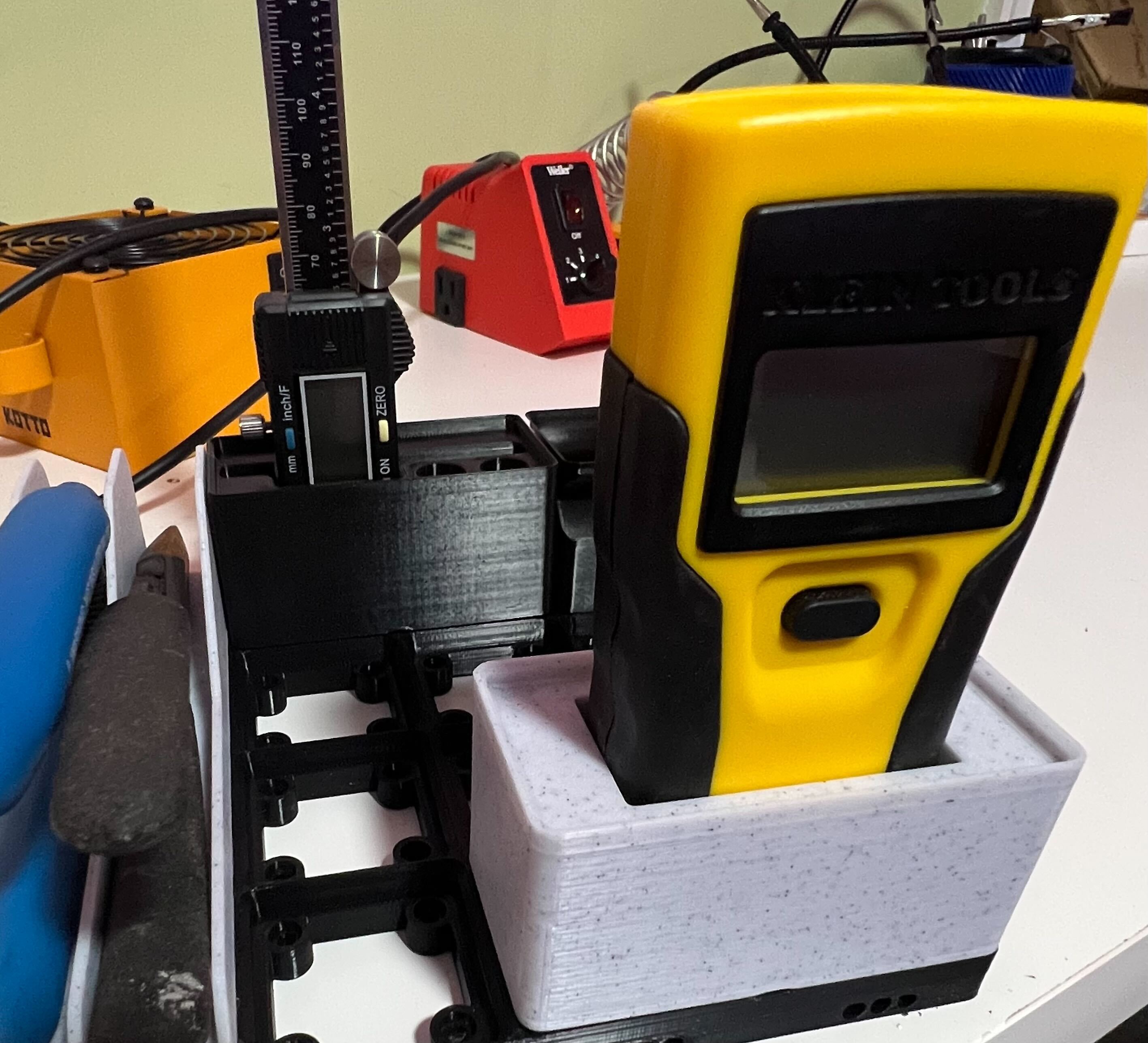 Klein Tools LAN Scout Junior Gridfinity box 3D model thumbnail