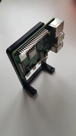 Raspberry Pi 4 Vertical Mount