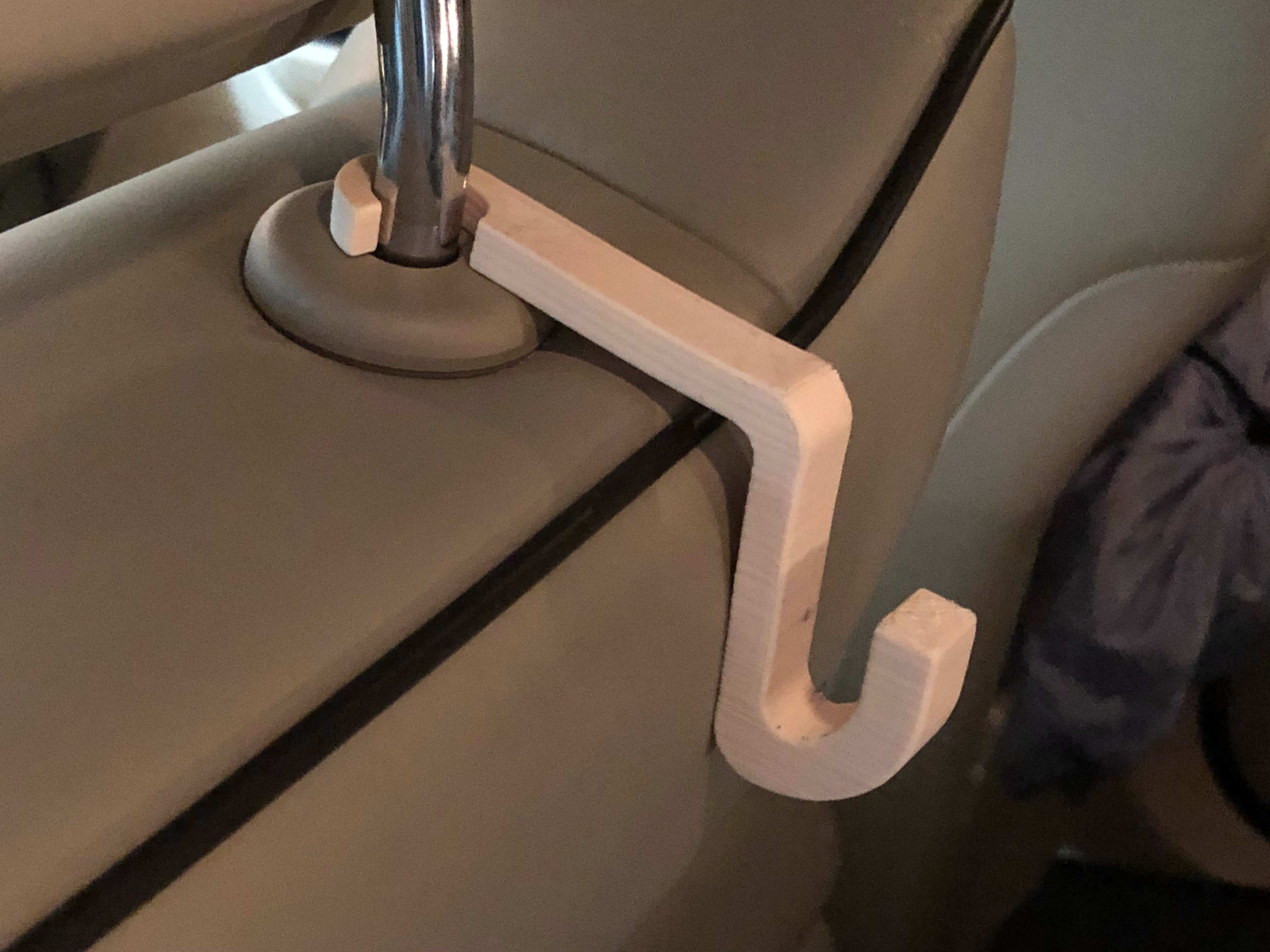 Car Seat Headrest Hook/Hanger by Robert Download free STL model