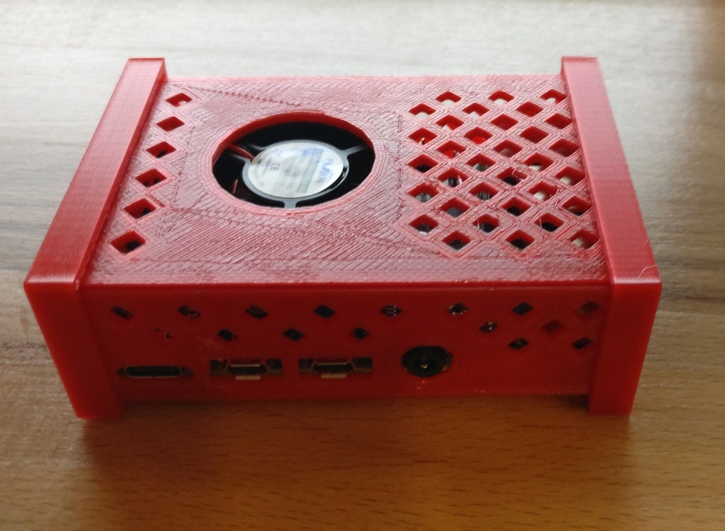 Roadyp - Raspberry Pi 4 Case with Fan