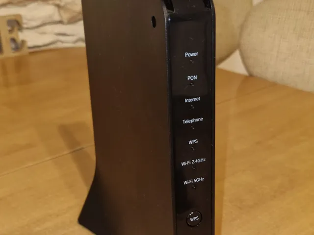 Holder for Sagemcom 5670 AX