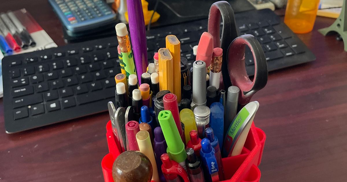 Divided Desk Bucket organizer by osbock Download free STL model
