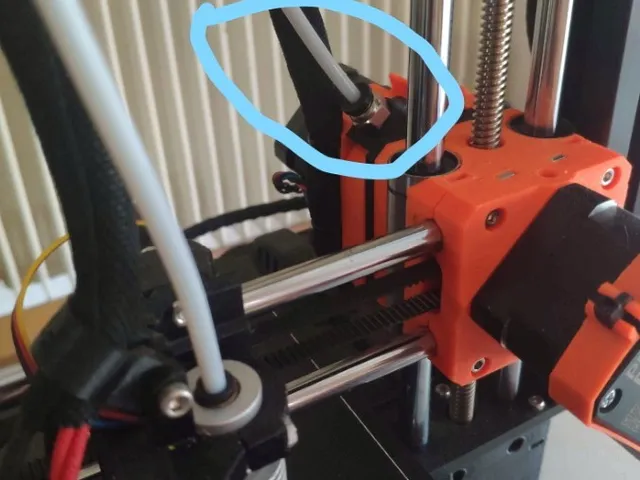 MINI-extruder-rear with PC4-01 M10 1.75mm PTFE Tube Connector