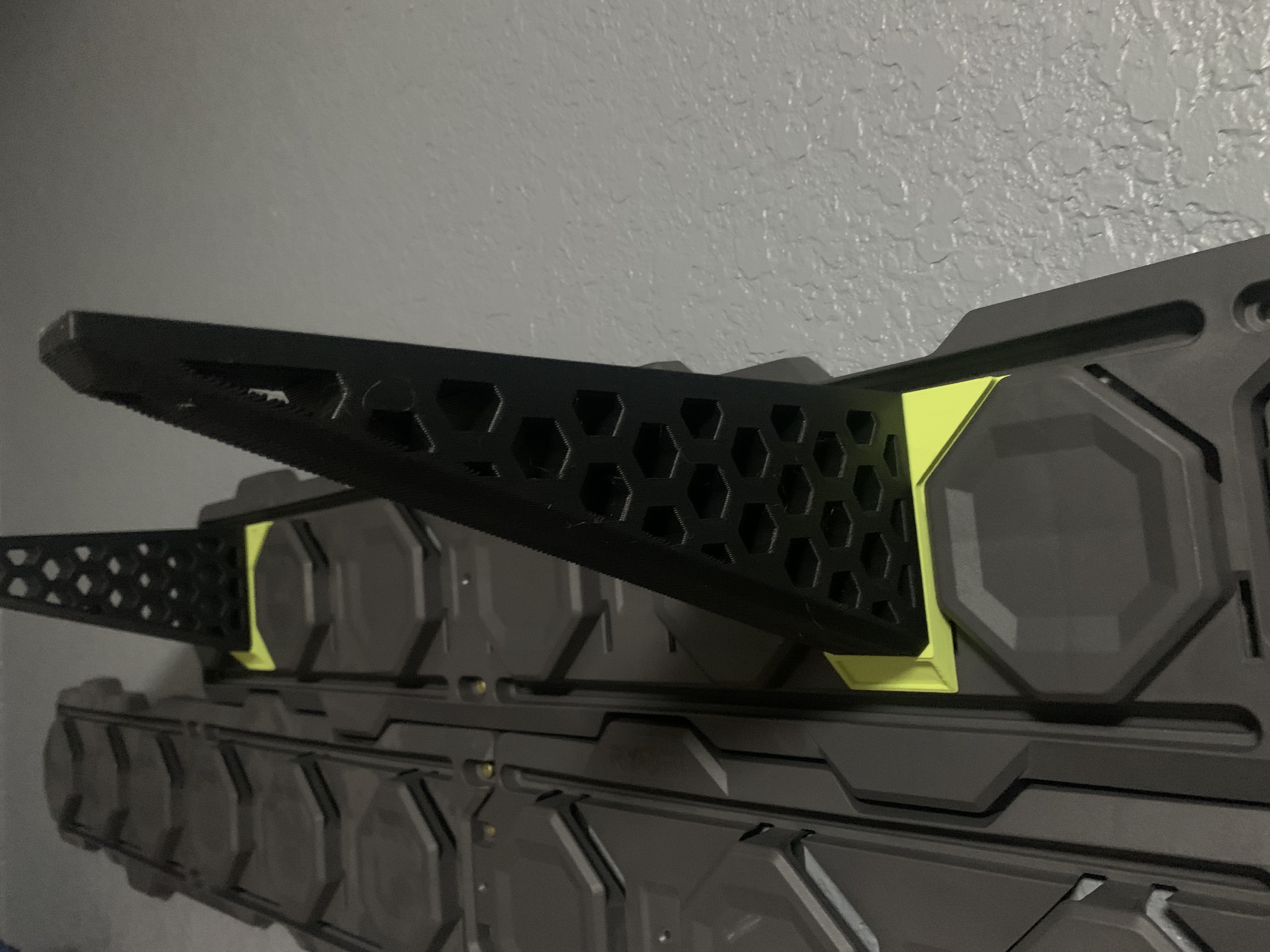 Shelf bracket for Ryobi Link