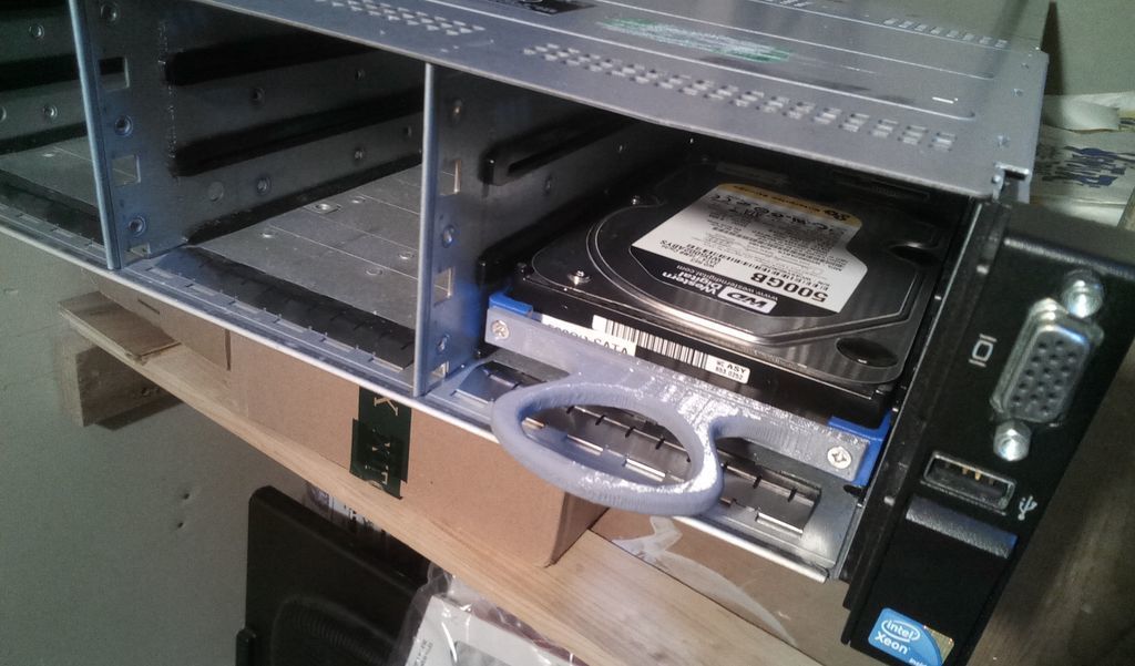 Hot swap SATA/SAS drive rails for Dell R510 and similar servers