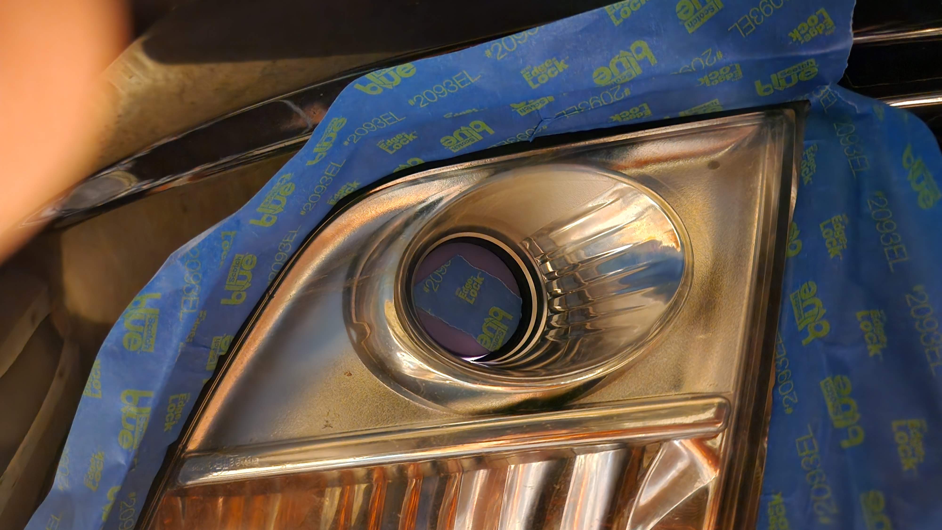 Fog light cover for Saturn Sky