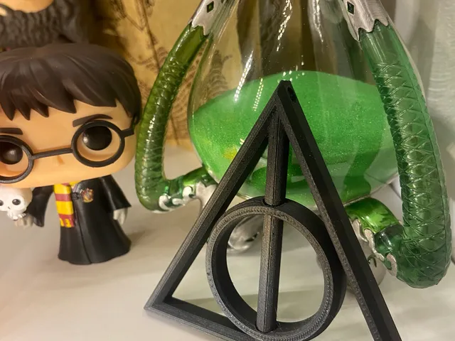 Deathly Hallows Symbol with rotating Ring  -> Print in Place <- Harry Potter