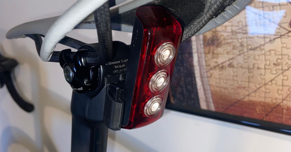 Flux rearligth mount for di2 junctionbox by Klaus Download free STL