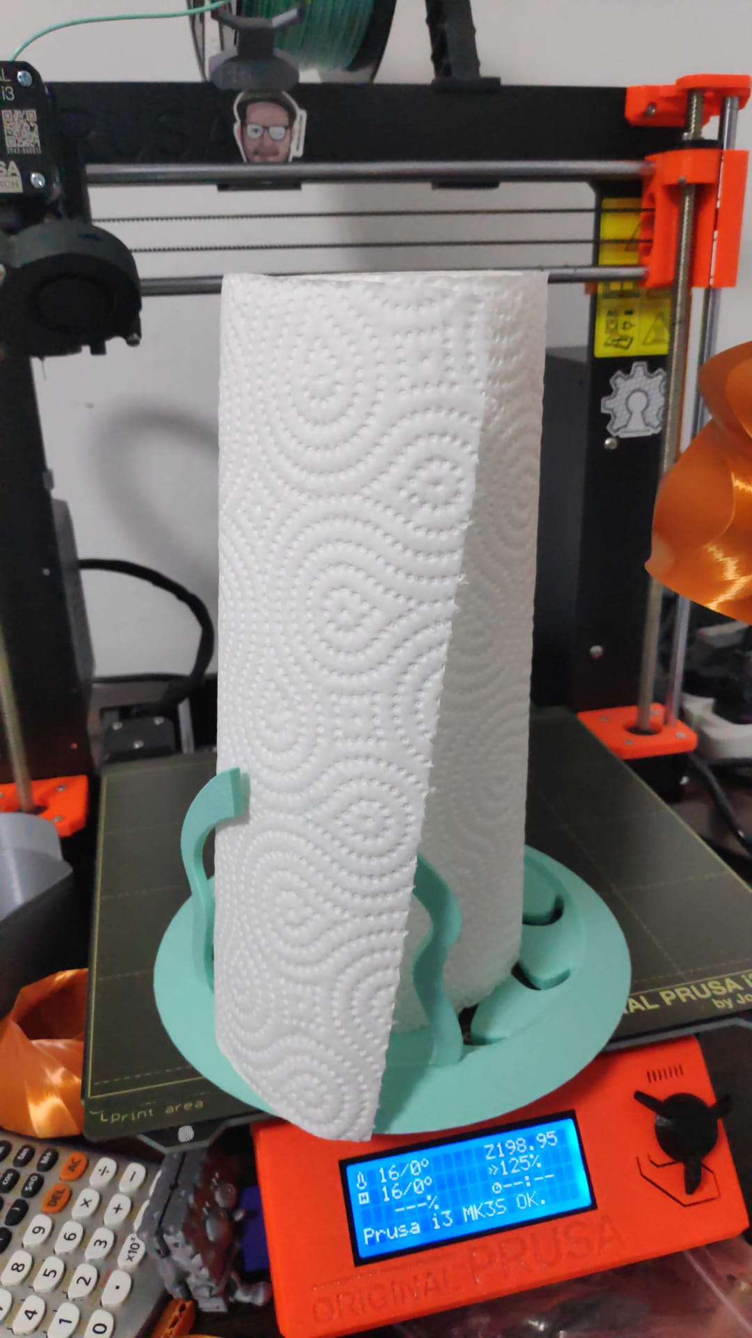 paper towels holder by Yiftah Sagir Download free STL model