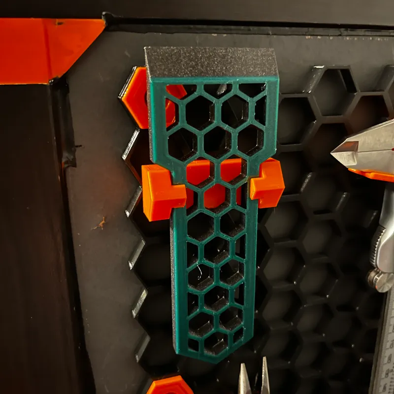 HexScraper Holder for Honeycomb Storage Wall by Antman