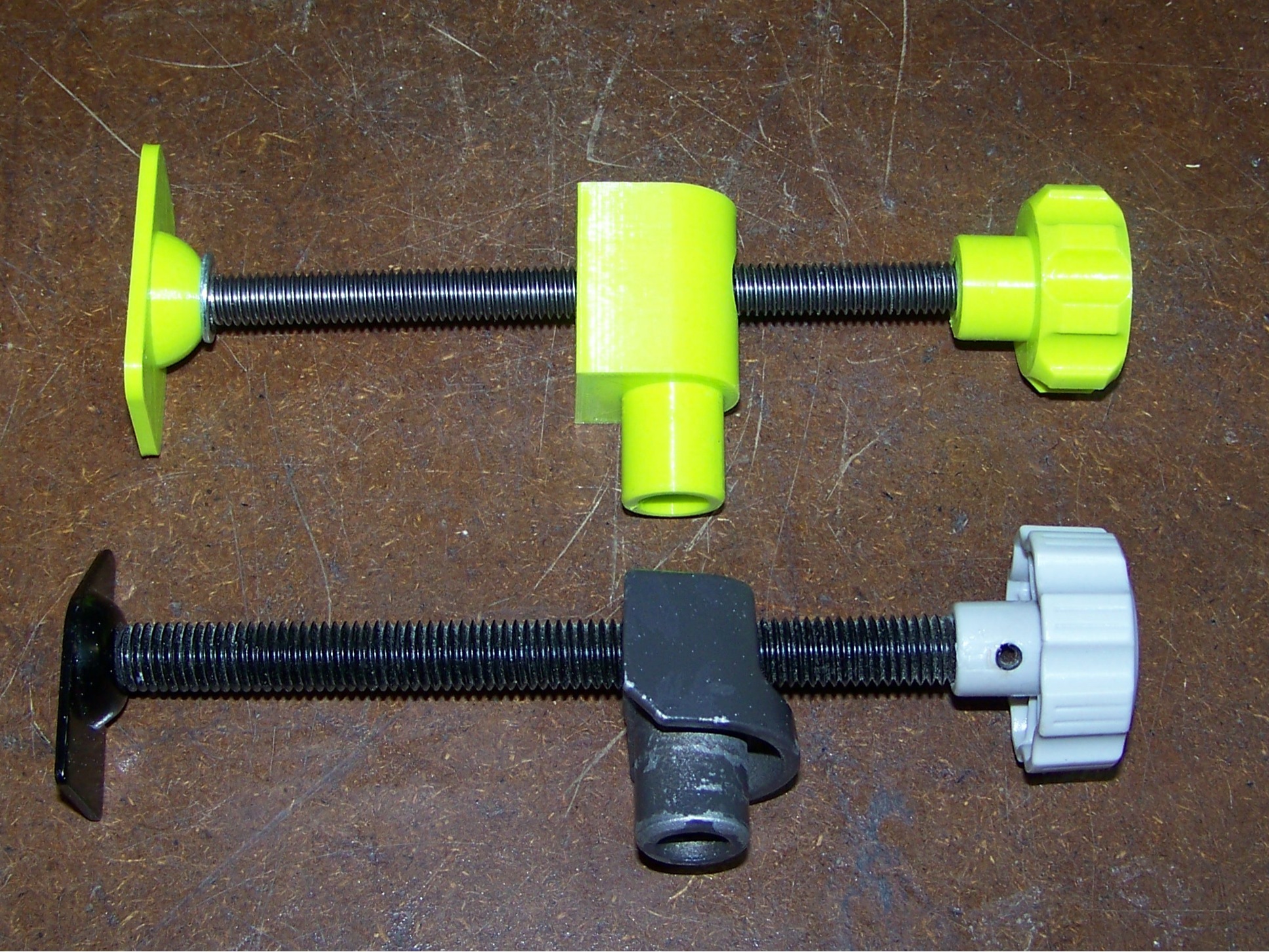 Ryobi P552 Saw Clamp by JEO, Download free STL model