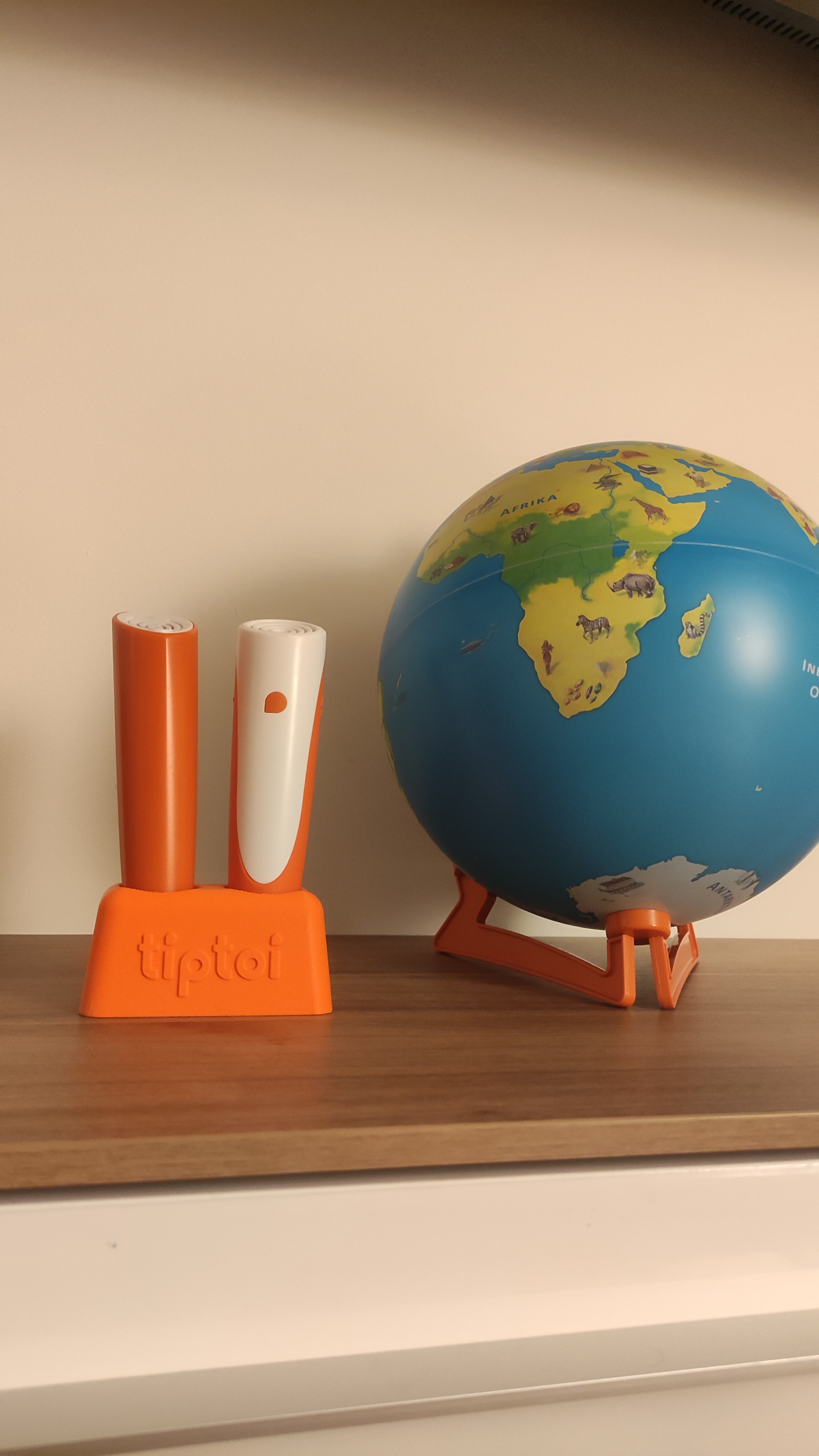 The Tiptoi Pen Holder