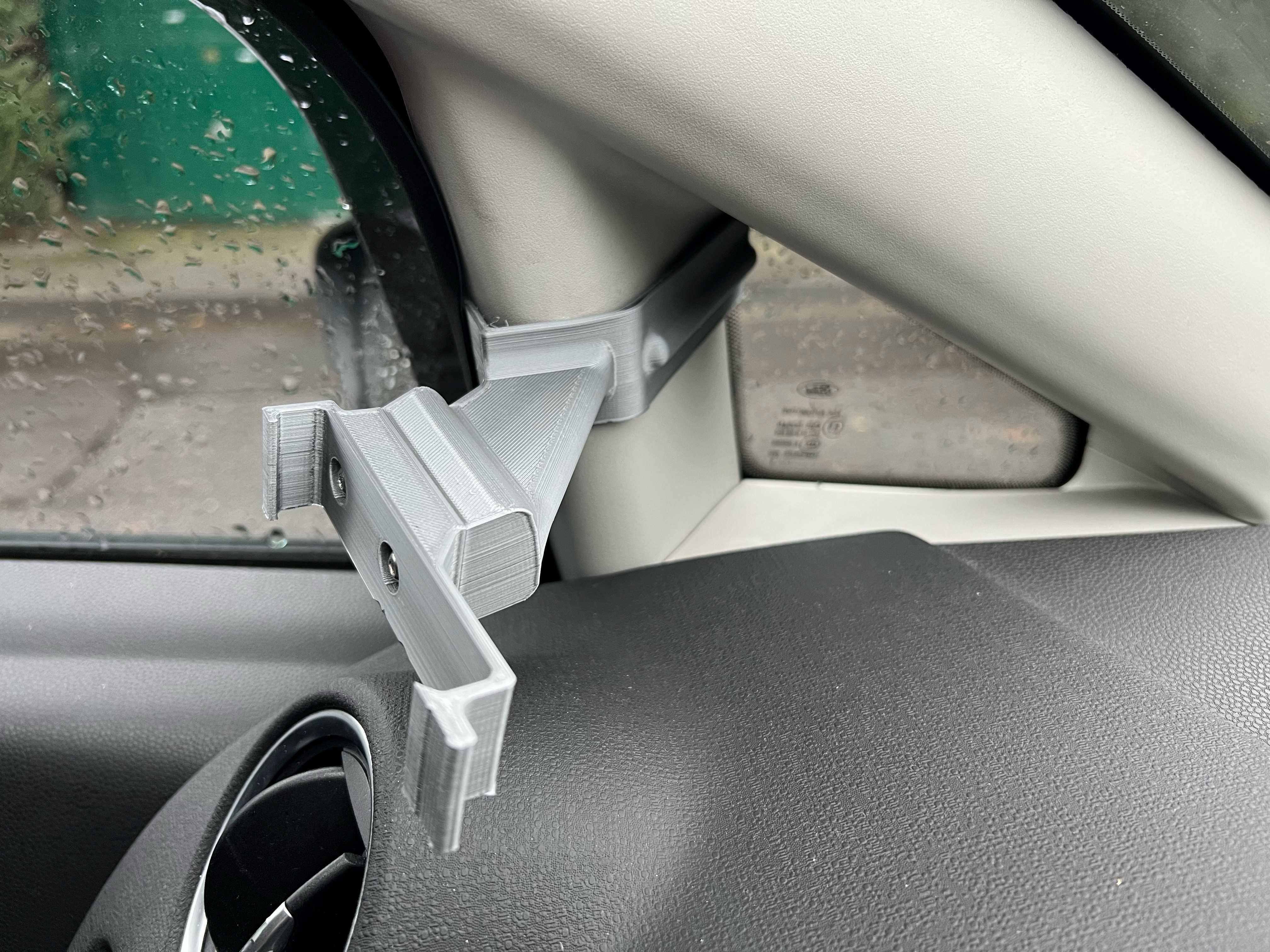Ford Fiesta MK7 Phone adapter