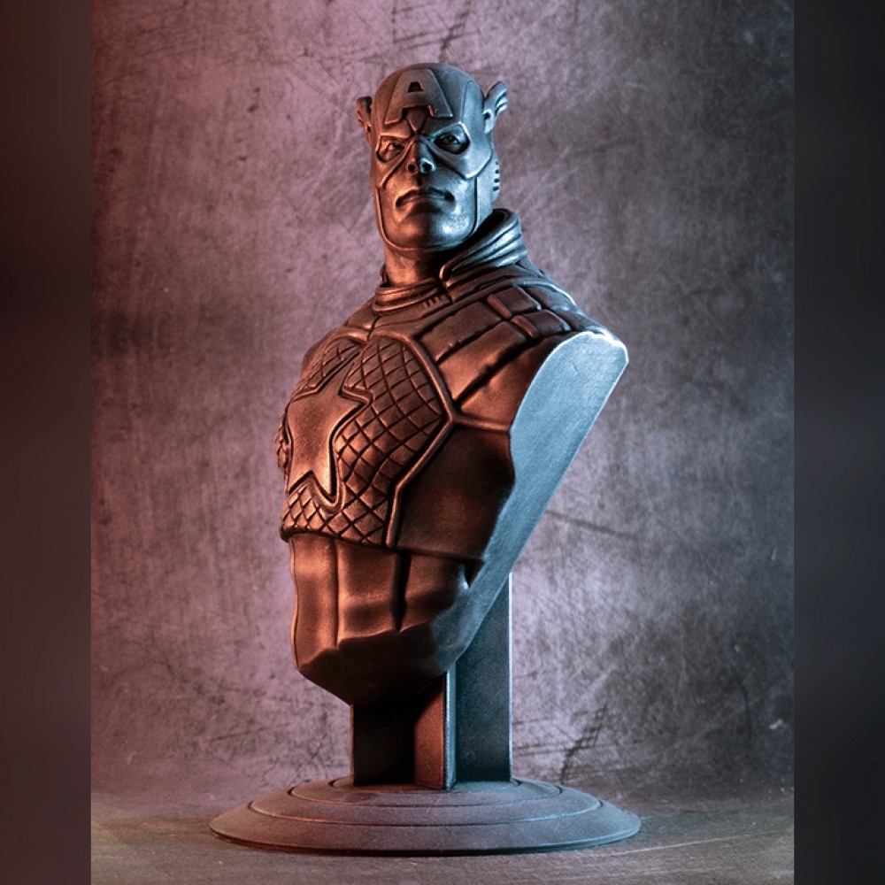 Captain America buy bust/statue