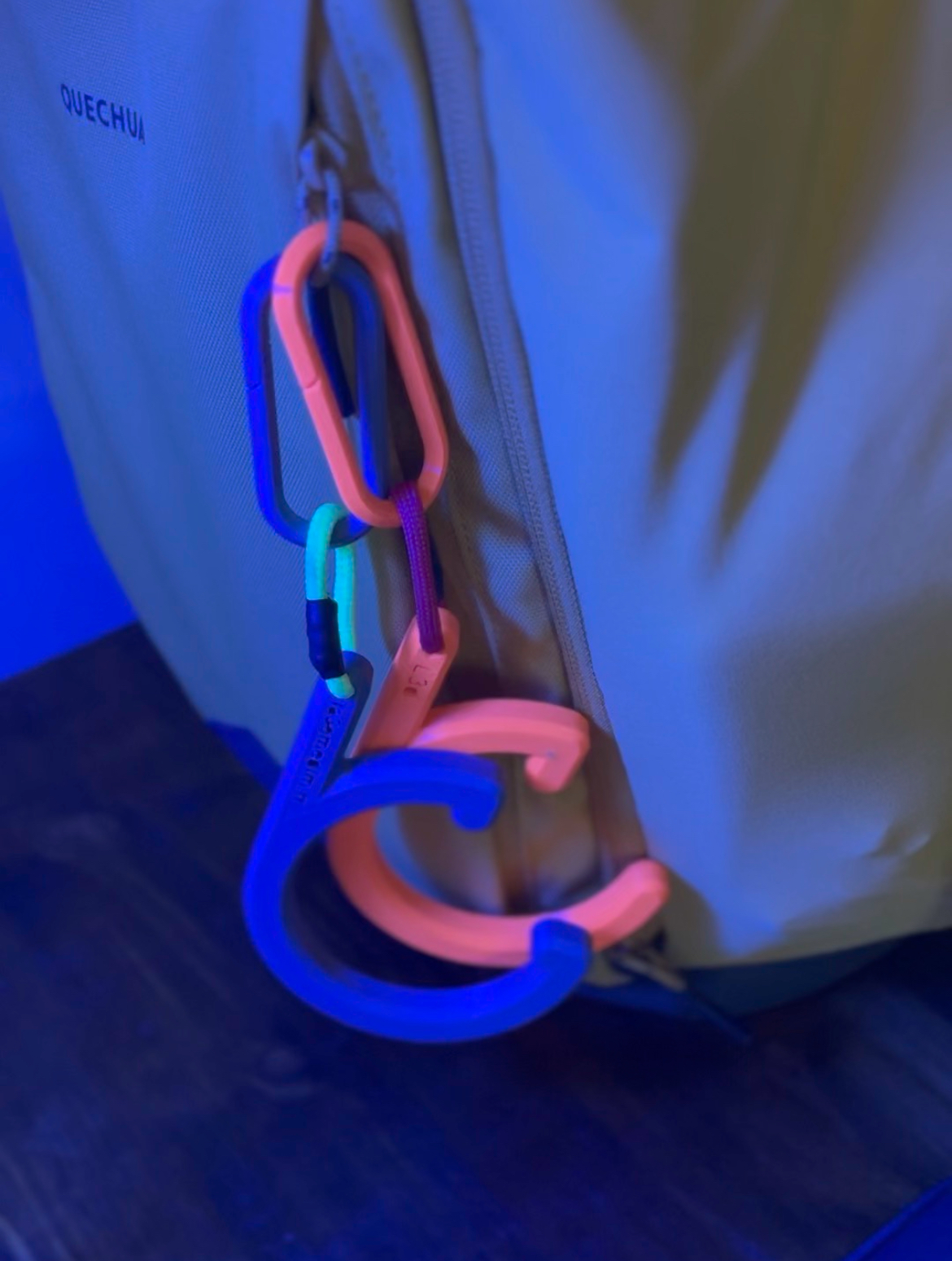 Miniatura 4 do modelo 3D BHH (Backpack Holder Hook)