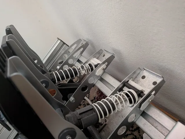 Fanatec CSL Pedal Damper Holder