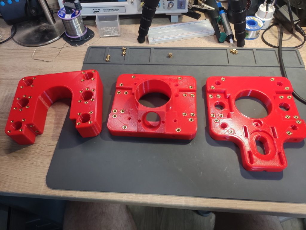 Miniatura 2 do modelo 3D Table Router Construction